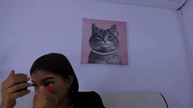 Snapshot of Fernanda_brown18 chatting on 09.14.25 Fernanda brown18 online show from 09.14.25