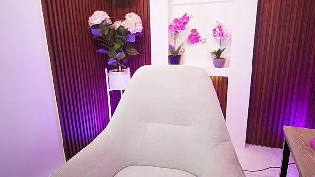 CattleyaScaly online show from 09.18.25