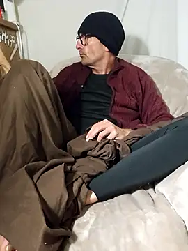 Pumpndeep online show from 12.20.25