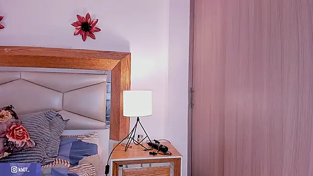 kimberly latin online show from 10.11.25