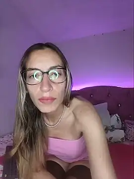 Snapshot of Melinaa-sex chatting on 07.16.26 Melinaa-sex online show from 07.16.26