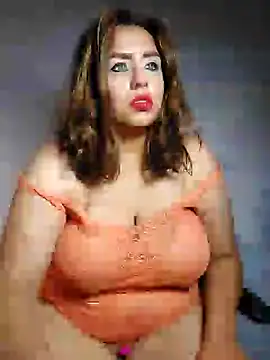 Viiooleetaas online show from 12.04.24