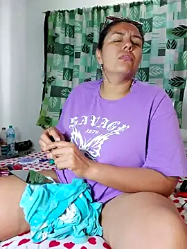 Viiooleetaas online show from 03.11.25