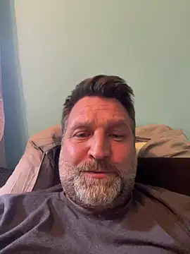 Snapshot of Haariglang chatting on 12.15.24 Haariglang online show from 12.15.24