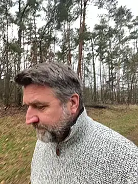 Snapshot of Haariglang chatting on 12.24.24 Haariglang online show from 12.24.24