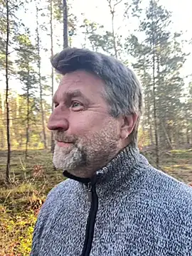 Snapshot of Haariglang chatting on 12.31.24 Haariglang online show from 12.31.24