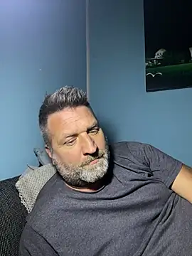 Snapshot of Haariglang chatting on 01.15.25 Haariglang online show from 01.15.25