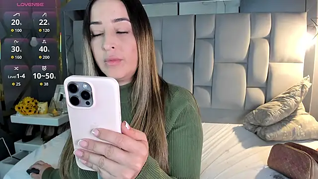 AliceSteel12 online show from 10.24.25