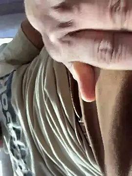 Snapshot of kelin17 chatting on 03.15.25 kelin17 online show from 03.15.25