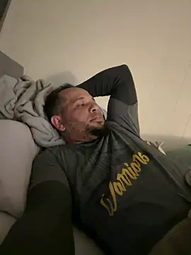 Snapshot of kelin17 chatting on 03.18.25 kelin17 online show from 03.18.25