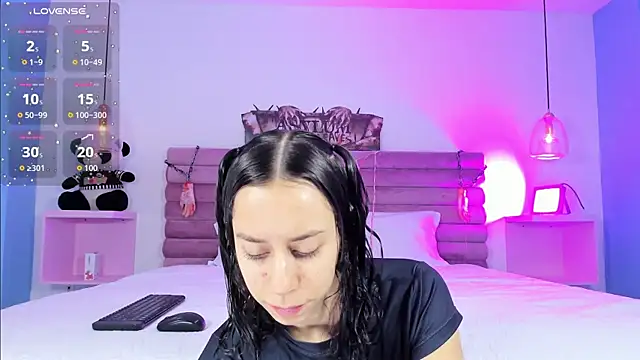 AbyCooper online show from 10.11.25