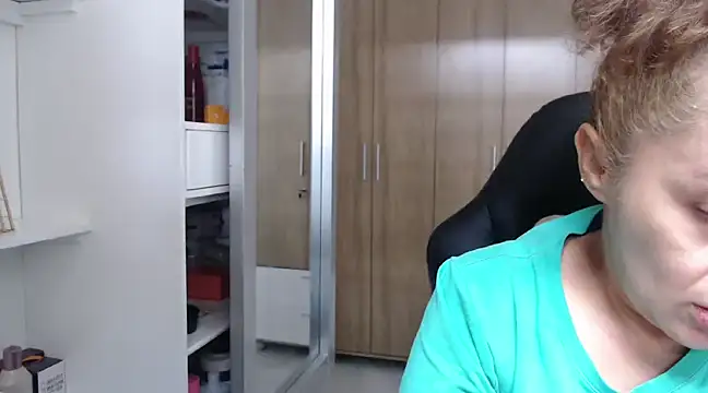 RoxanaLove9 online show from 01.02.25