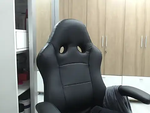 RoxanaLove9 online show from 01.07.25