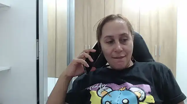 RoxanaLove9 online show from 01.13.25