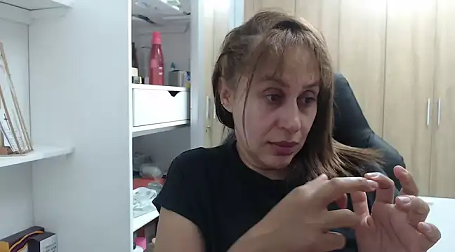 RoxanaLove9 online show from 01.16.25