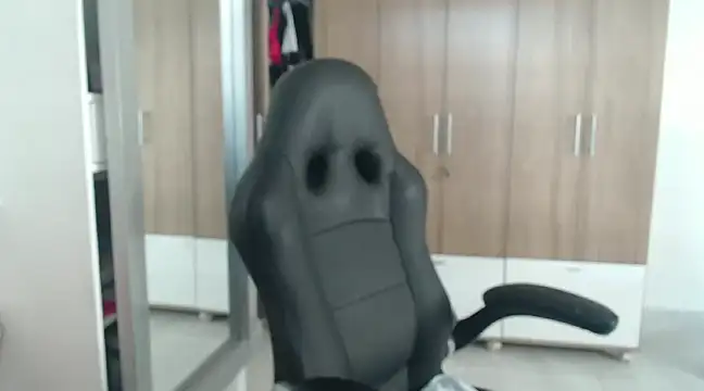 RoxanaLove9 online show from 02.20.25