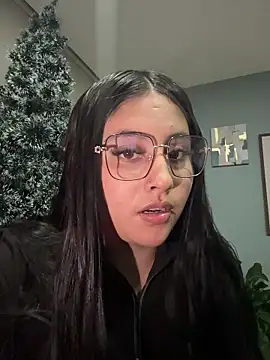 Snapshot of Annie9_ chatting on 12.20.25 Annie9 online show from 12.20.25