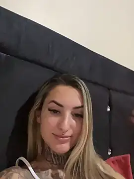 hotskinny1 online show from 03.01.25