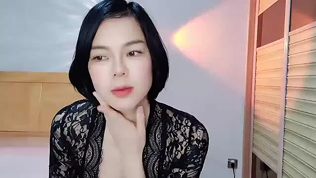 Snapshot of Linda-LL chatting on 01.09.25 Linda-LL online show from 01.09.25