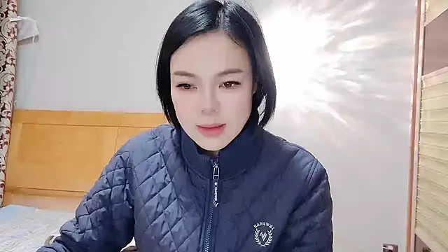 Snapshot of Linda-LL chatting on 01.14.25 Linda-LL online show from 01.14.25