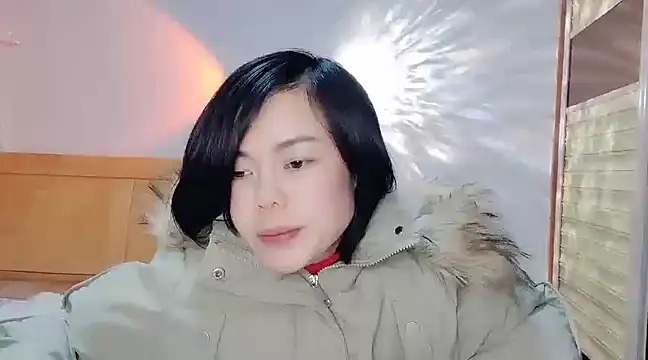 Snapshot of Linda-LL chatting on 01.29.25 Linda-LL online show from 01.29.25