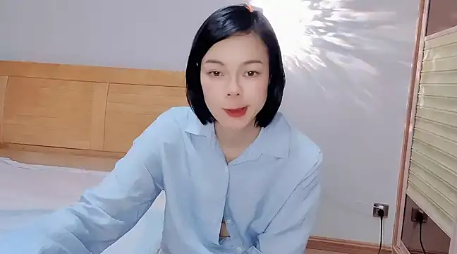 Snapshot of Linda-LL chatting on 01.31.25 Linda-LL online show from 01.31.25