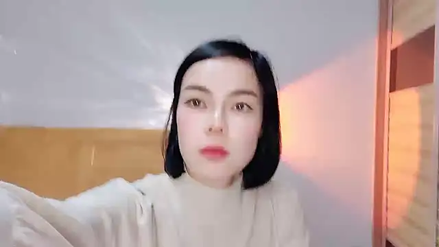 Snapshot of Linda-LL chatting on 02.11.25 Linda-LL online show from 02.11.25