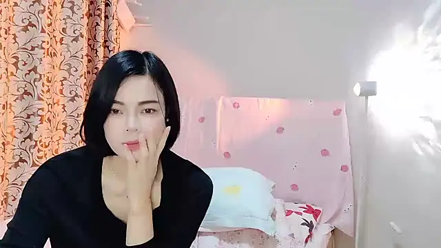 Snapshot of Linda-LL chatting on 03.16.25 Linda-LL online show from 03.16.25