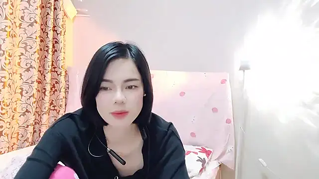 Snapshot of Linda-LL chatting on 03.16.25 Linda-LL online show from 03.16.25