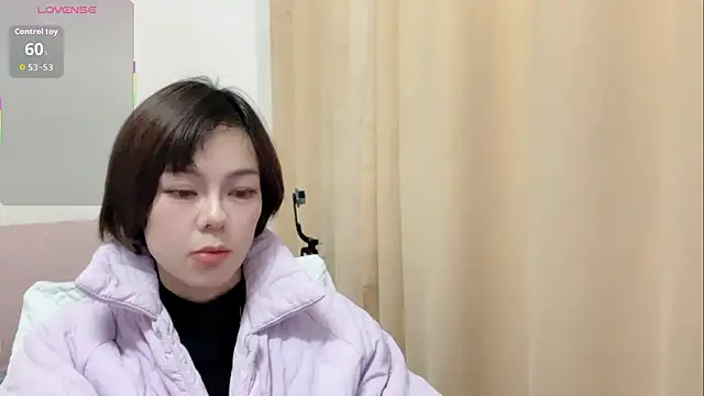 Snapshot of Linda-LL chatting on 12.15.25 Linda-LL online show from 12.15.25