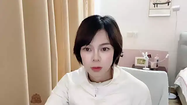 Snapshot of Linda-LL chatting on 01.15.26 Linda-LL online show from 01.15.26