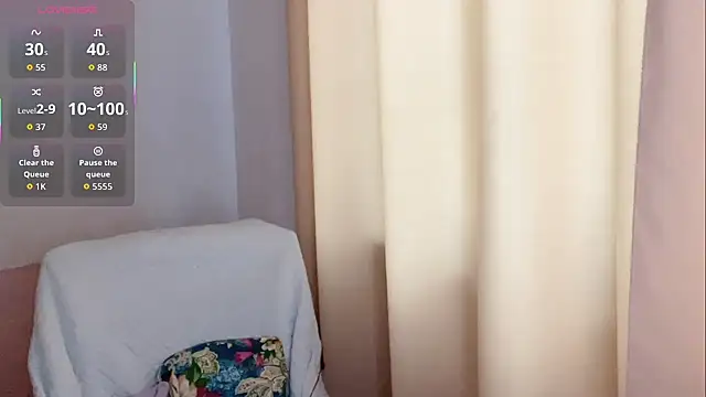 Snapshot of Linda-LL chatting on 02.08.26 Linda-LL online show from 02.08.26