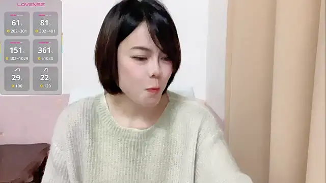 Snapshot of Linda-LL chatting on 02.13.26 Linda-LL online show from 02.13.26