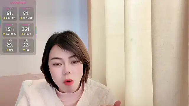 Snapshot of Linda-LL chatting on 02.19.26 Linda-LL online show from 02.19.26