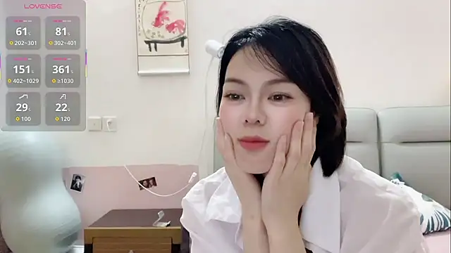 Snapshot of Linda-LL chatting on 03.01.26 Linda-LL online show from 03.01.26