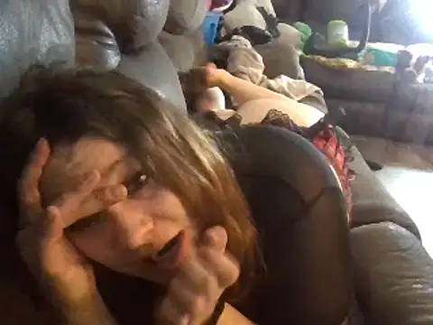 Snapshot of IvanaPlenty chatting on 01.05.25 IvanaPlenty online show from 01.05.25