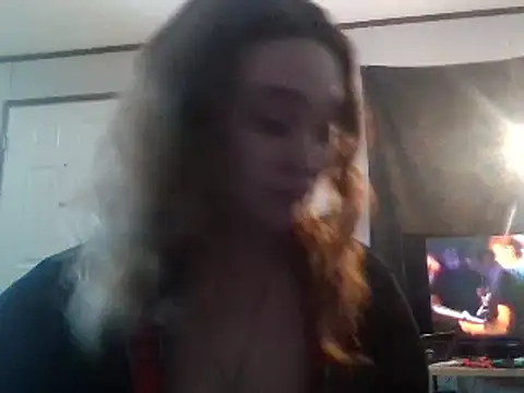 Snapshot of IvanaPlenty chatting on 01.11.25 IvanaPlenty online show from 01.11.25