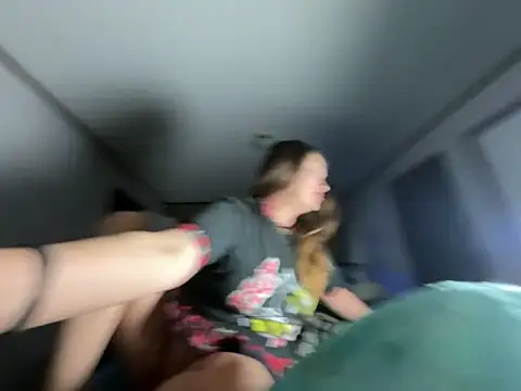 Snapshot of IvanaPlenty chatting on 12.05.25 IvanaPlenty online show from 12.05.25