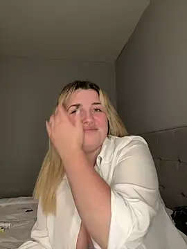 Curvy Rosie99 online show from 12.24.24