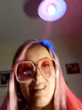 Snapshot of DesireSatler chatting on 03.27.26 DesireSatler online show from 03.27.26