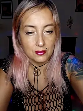 Snapshot of DesireSatler chatting on 04.04.26 DesireSatler online show from 04.04.26