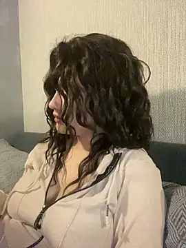 KikiWatson online show from 02.07.25