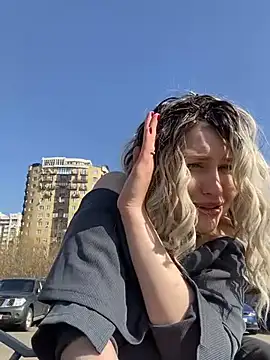 KikiWatson online show from 03.08.25