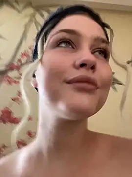 KikiWatson online show from 03.14.25