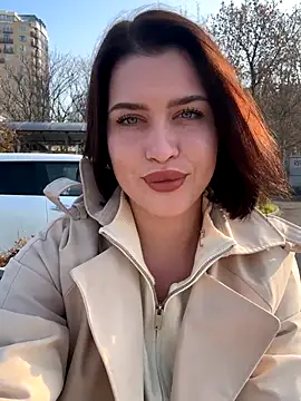 KikiWatson online show from 11.09.25