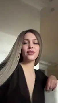 KikiWatson online show from 02.28.26