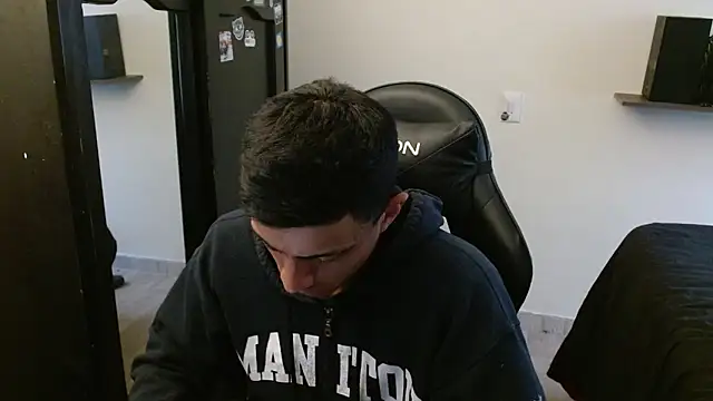 kv   xxx  online show from 03.17.26