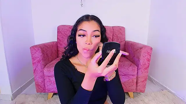 Sara Jhonson online show from 09.11.25