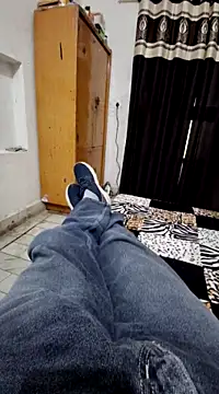 Snapshot of menakshiiikaur chatting on 12.23.24 menakshiiikaur online show from 12.23.24