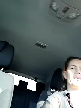 Snapshot of uber_babe chatting on 01.16.25 uber babe online show from 01.16.25